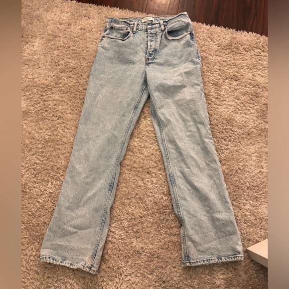 Abercrombie and Fitch “The 90’s Baggy Low Rise” Size 28 - Picture 1 of 3